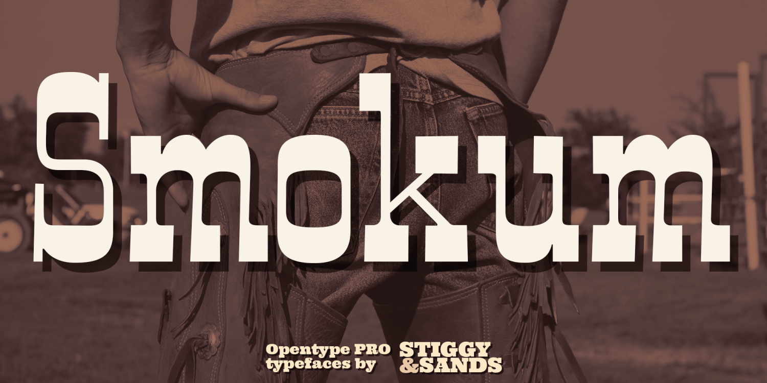 Smokum Pro Font Poster #1