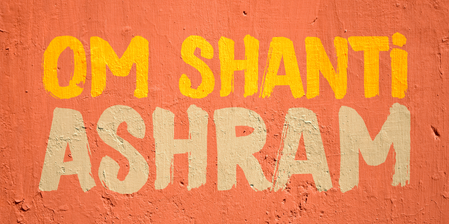 Smooth Brushings Font Poster #1