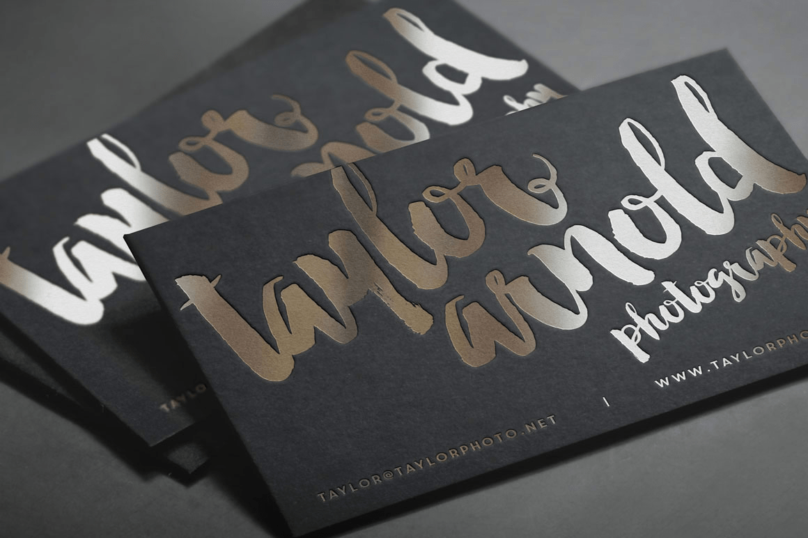 Manhattan Darling Typeface Font Poster #1